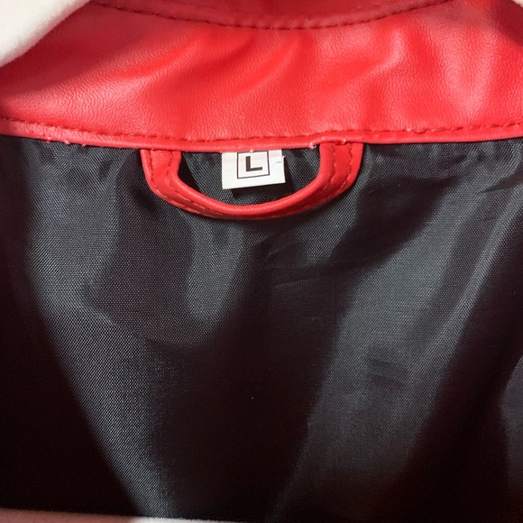 Emma Swan Once Upon a Time faux Red Leather Jacket size L - Picture 2 of 4